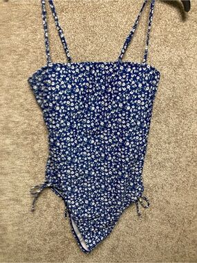Bathing suit